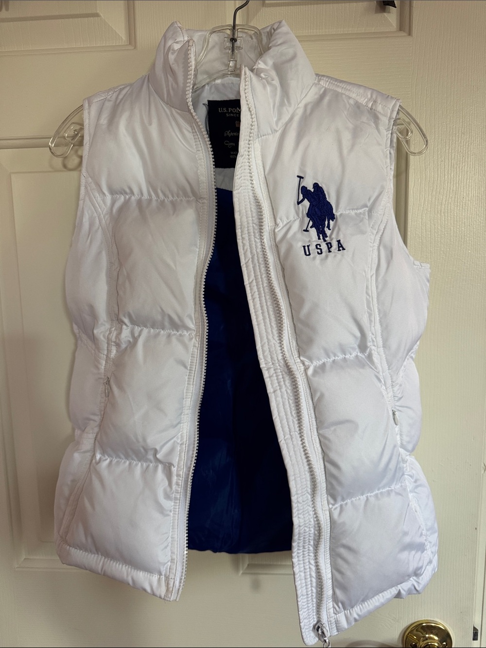 U.S. Polo Assn. White Quilted Puffer Vest with Navy Logo
